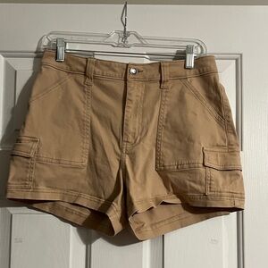 Hollister Women's Tan Cargo Shorts